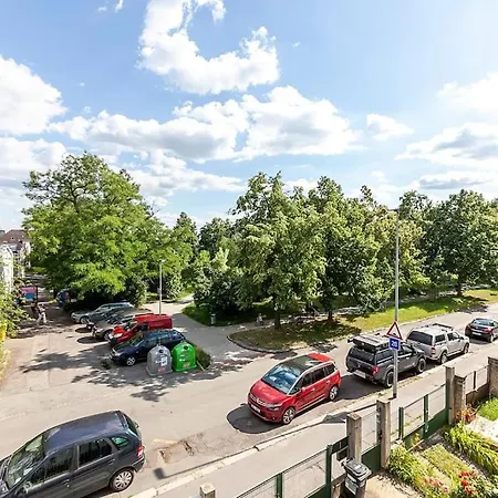 Apartmán Village-like Peace & Quiet In City + Parking *
